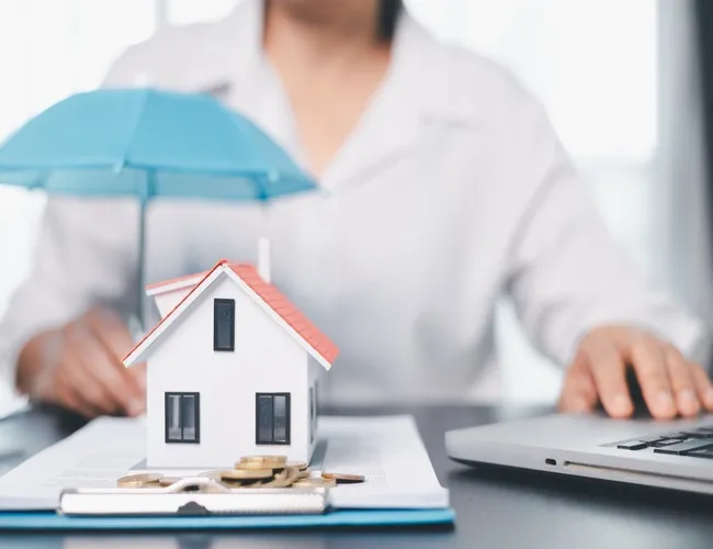 Qué seguros son obligatorios para una hipoteca: guía clara para no pagar de más